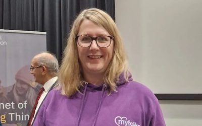 Louise of MyFolks wins award. Networking East Grinstead.